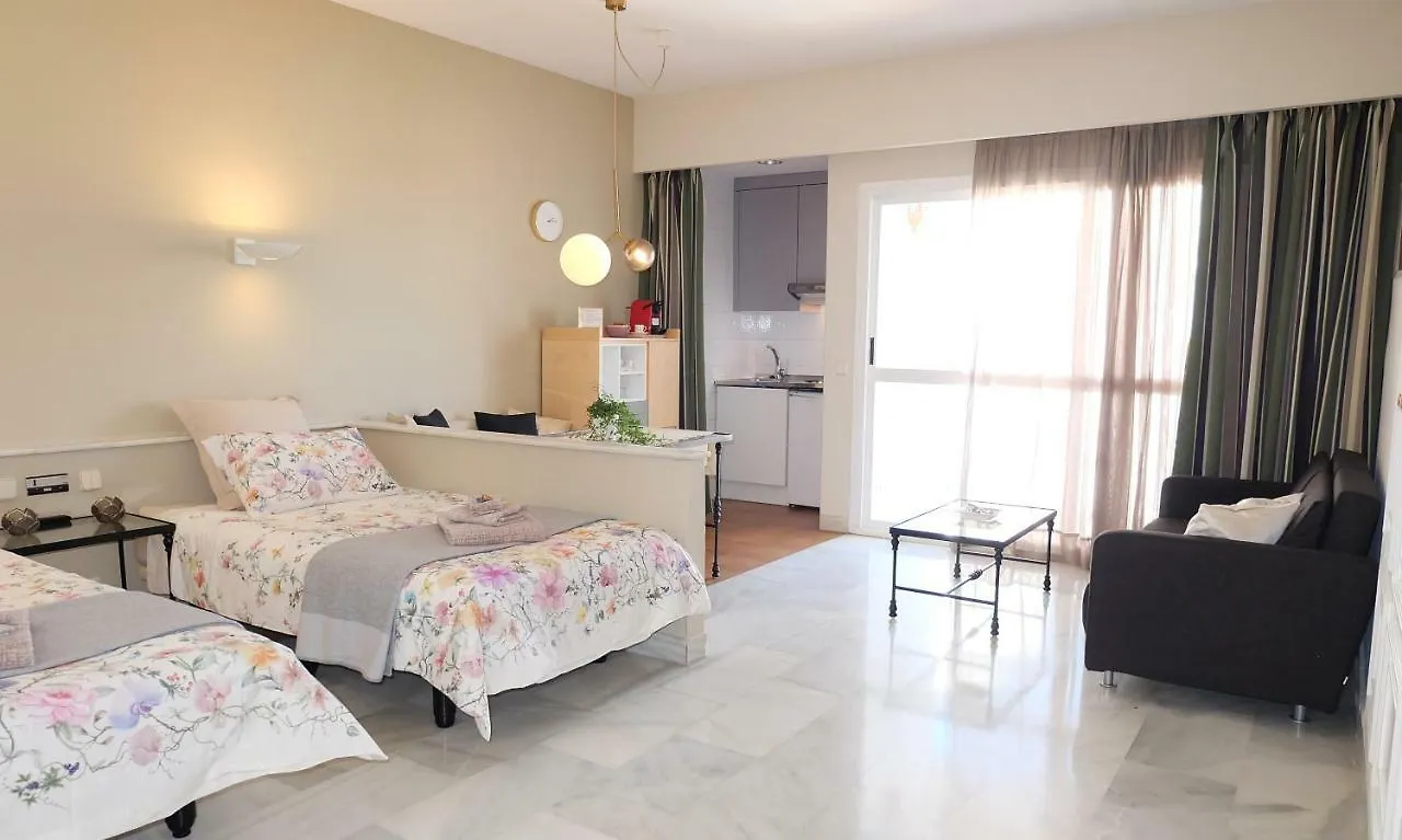 Studio MIMO Banús P.Y.R. Apartamento Marbella España